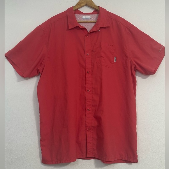 Columbia Red Casual Button Down Shirt Short Sleeves - Picture 7 of 15